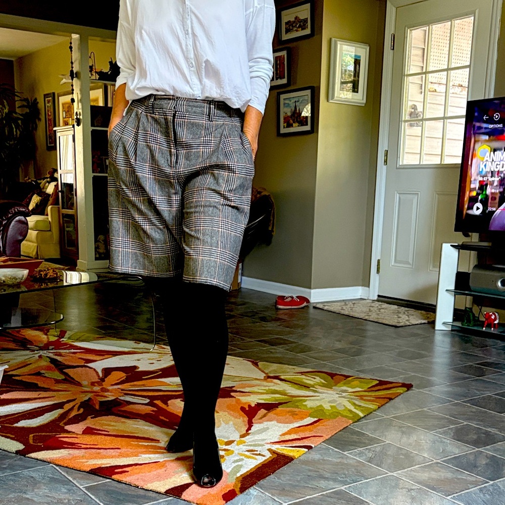 Dolce & Gabbana Glen Plaid Wool Bermuda Shorts with Pockets